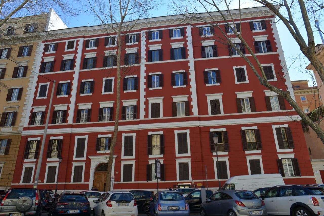Sophie'S Choice 2 A San Pietro Hotel Rome Bagian luar foto